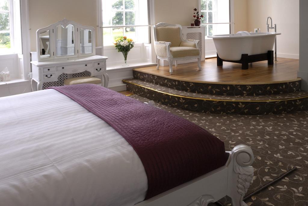 Haughton Hall Hotel & Leisure Club Telford Zewnętrze zdjęcie